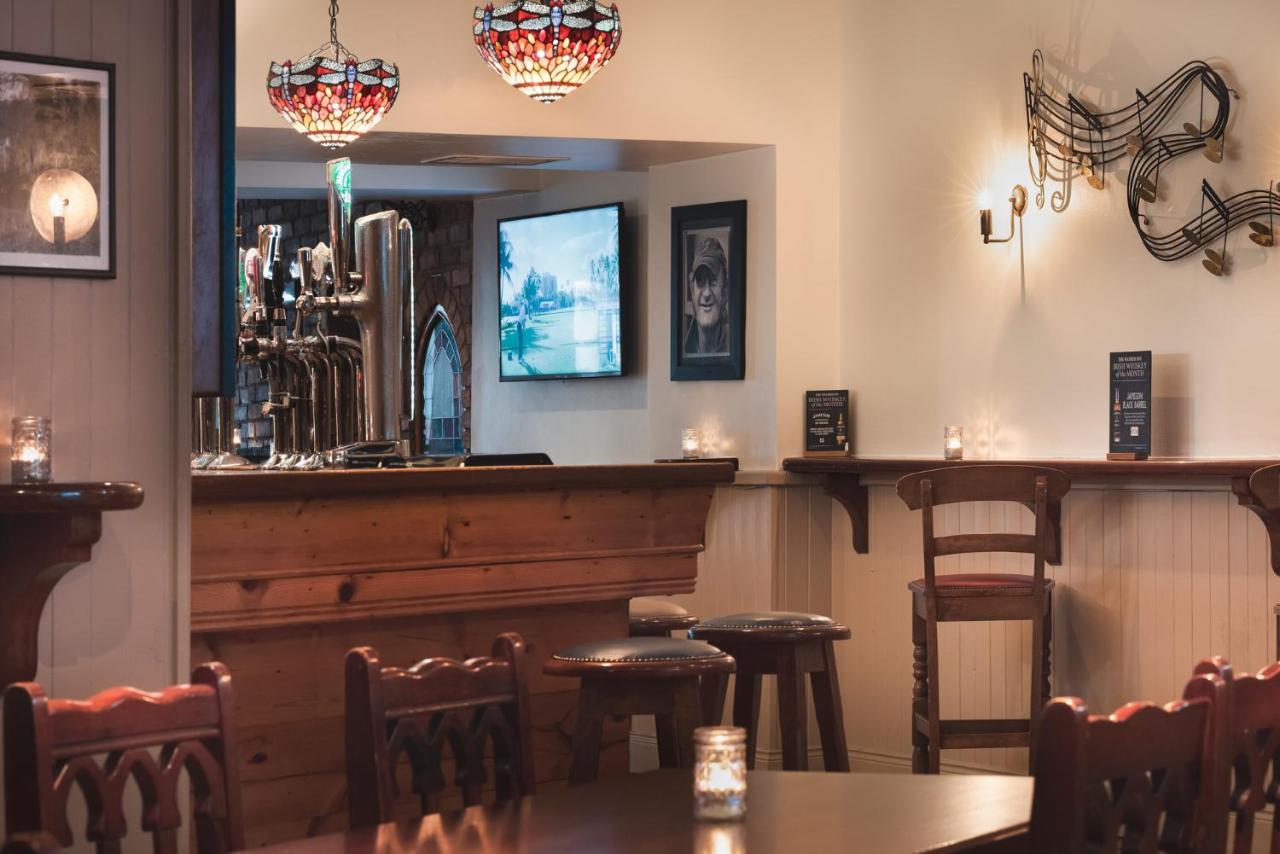 The Wander Inn Bar & Accommodation Kenmare Exterior foto