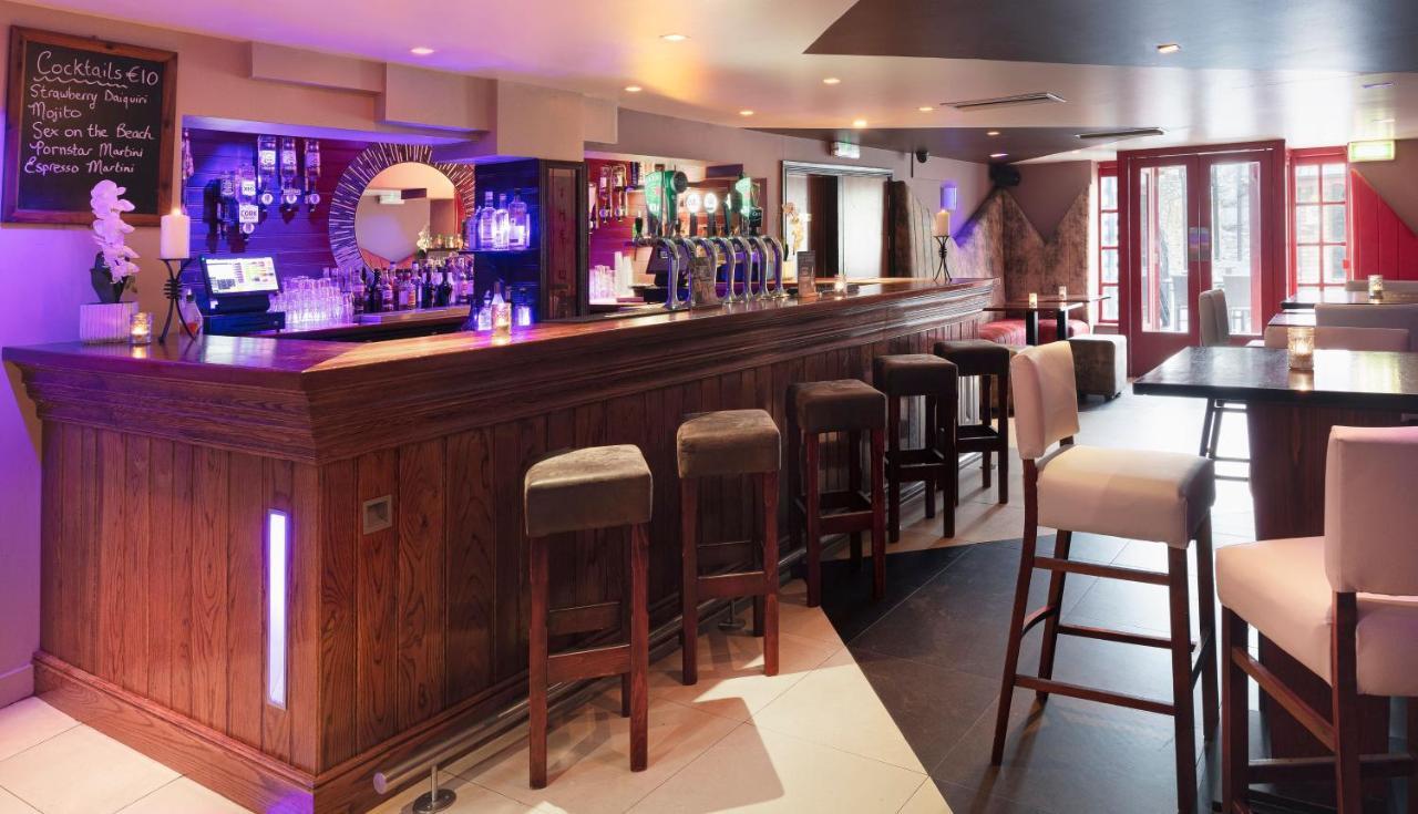 The Wander Inn Bar & Accommodation Kenmare Exterior foto